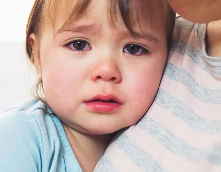 Причины плача новорожденного ребенка до года