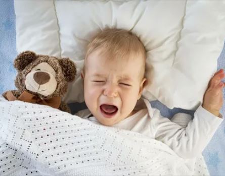 Ребенок кричит во сне
