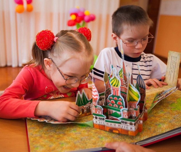 Выпускной альбом для школ и детского сада